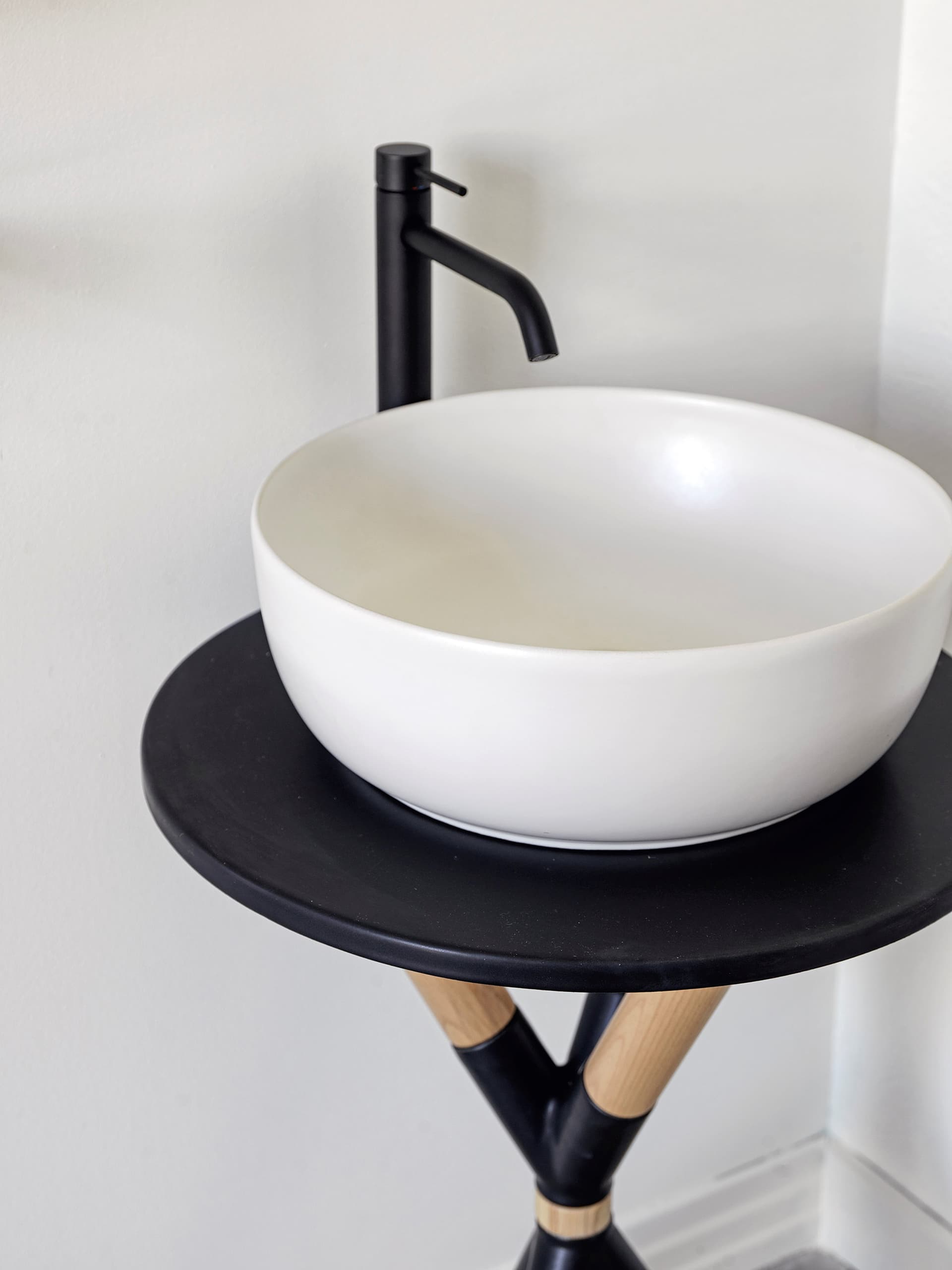 Scarabeo Ceramiche
CROSS
Floor-standing vanity unit