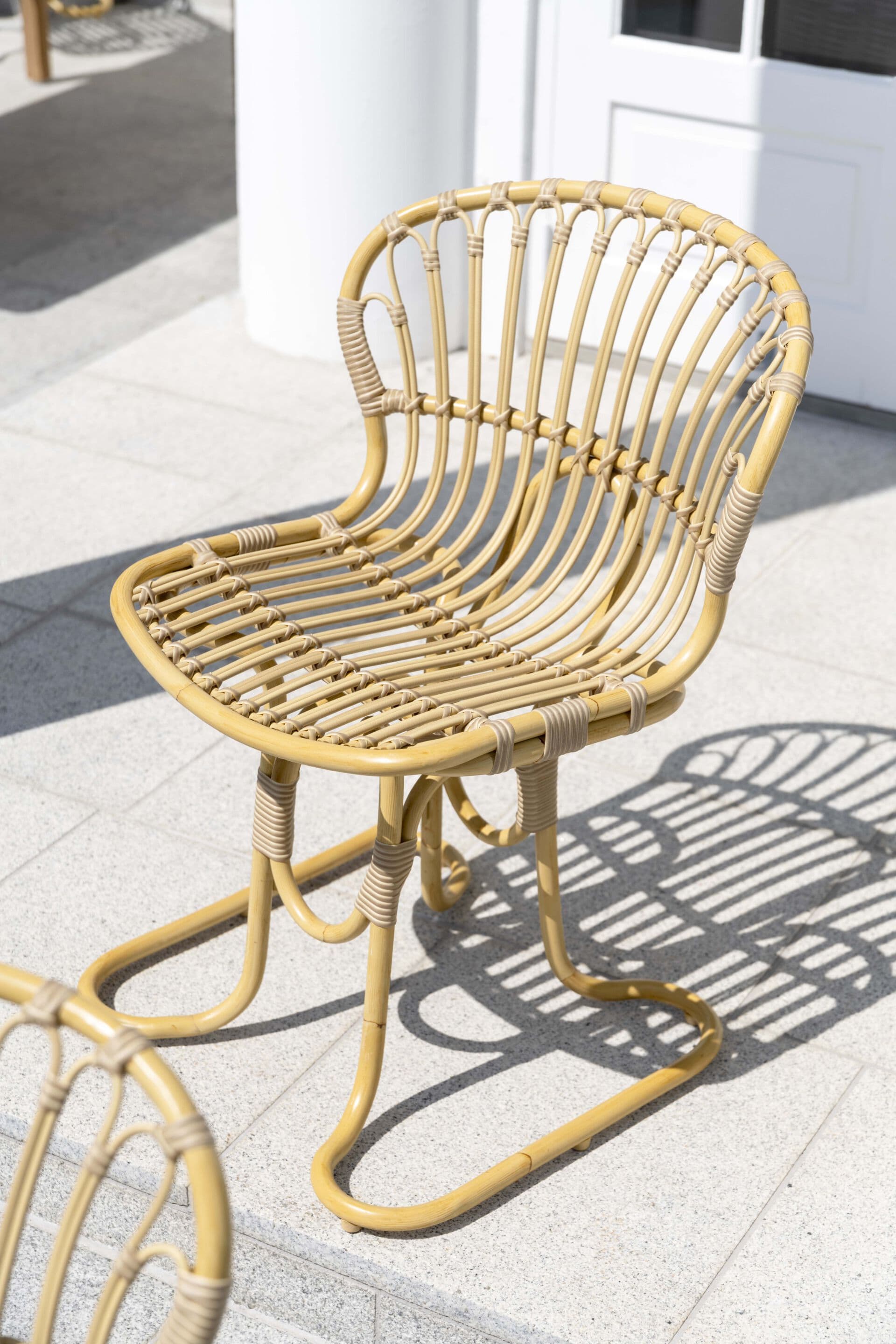 Sika Design
RITA
Aluminium and ArtFibre chair