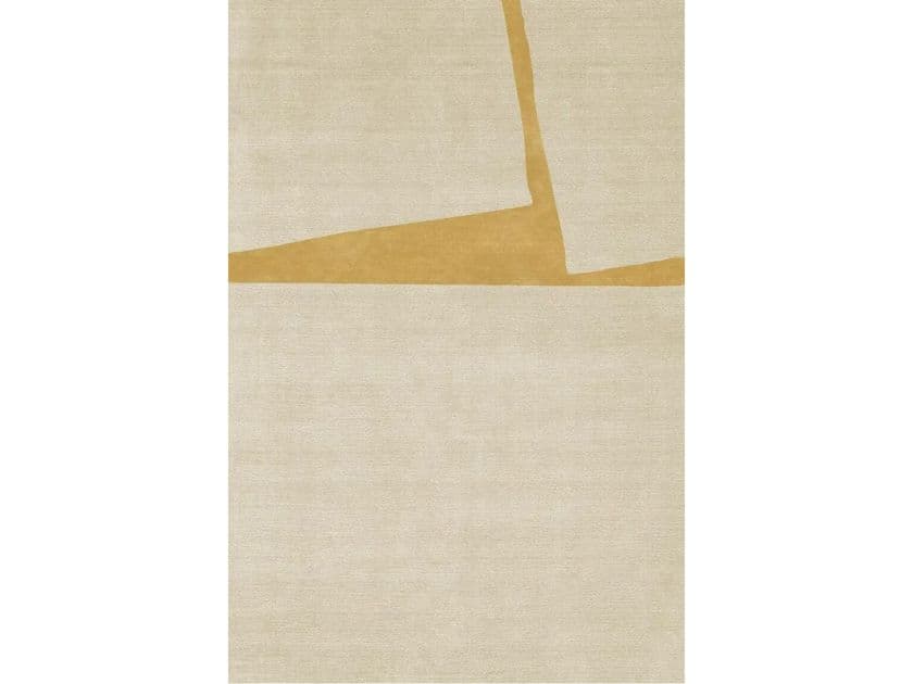 Sirecom Tappeti
LETTERA GIALLA CHIUSA
Hand-tufted rug in bamboo and wool