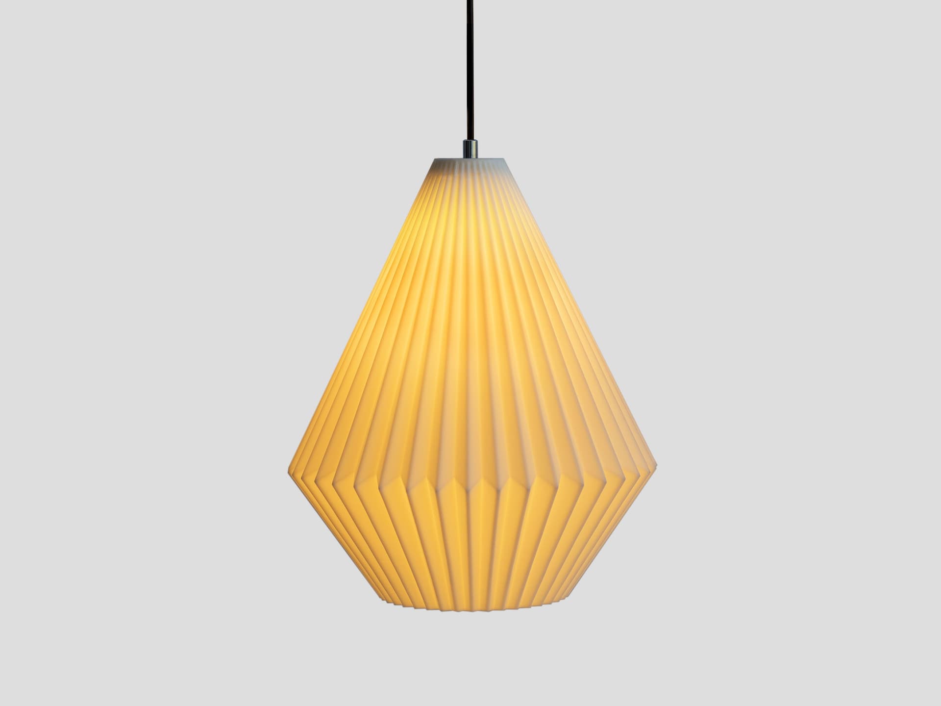 Soli Workshop
SORATOBU 3
Polymer pendant lamp