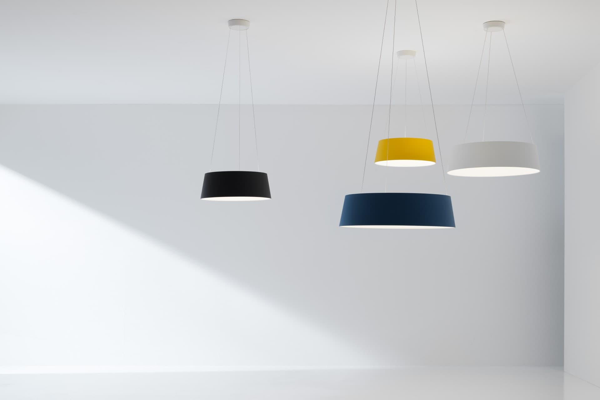 Stilnovo
OXYGEN
LED polyurethane pendant lamp