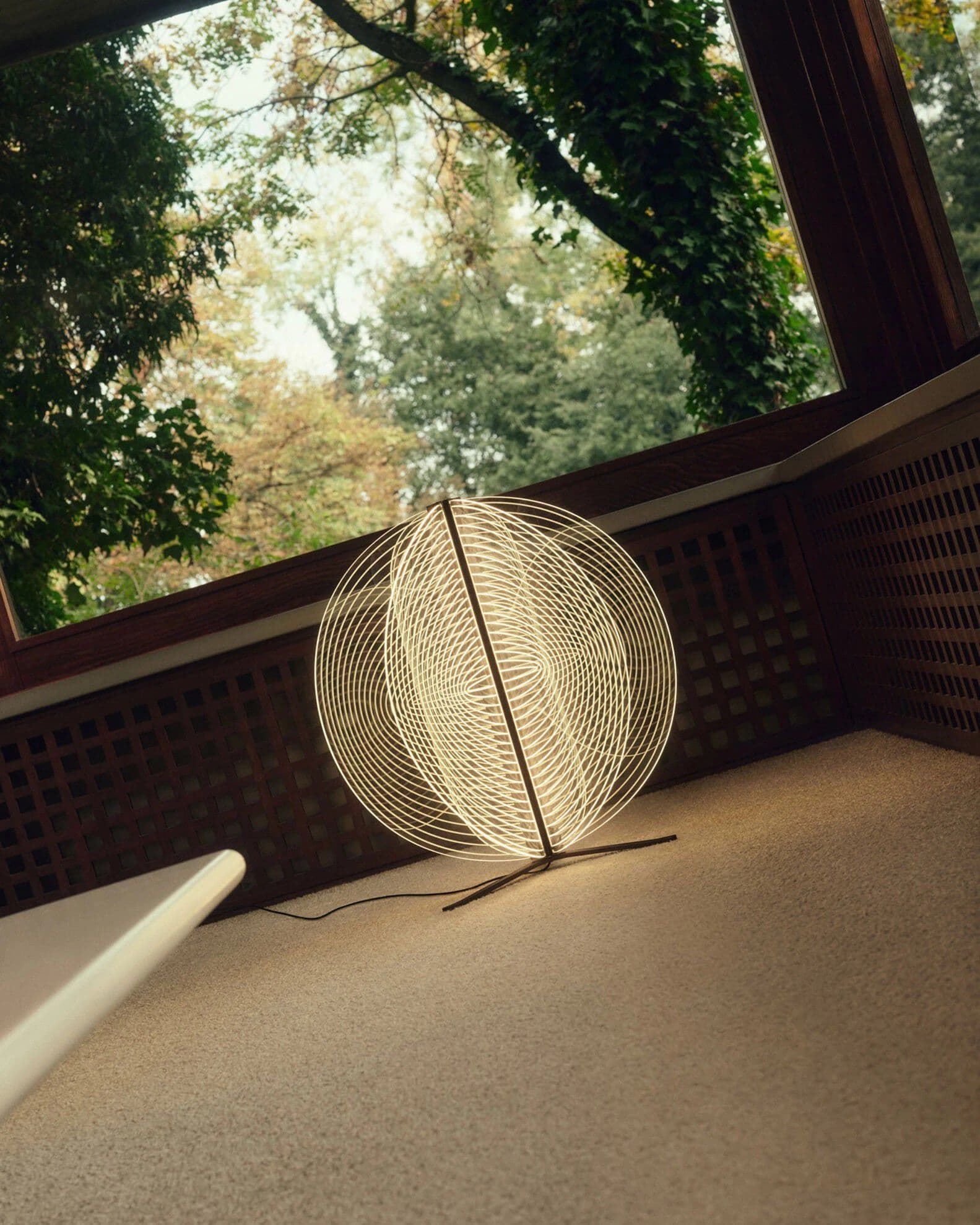 Stilnovo
PAPYLIA
Aluminium table lamp