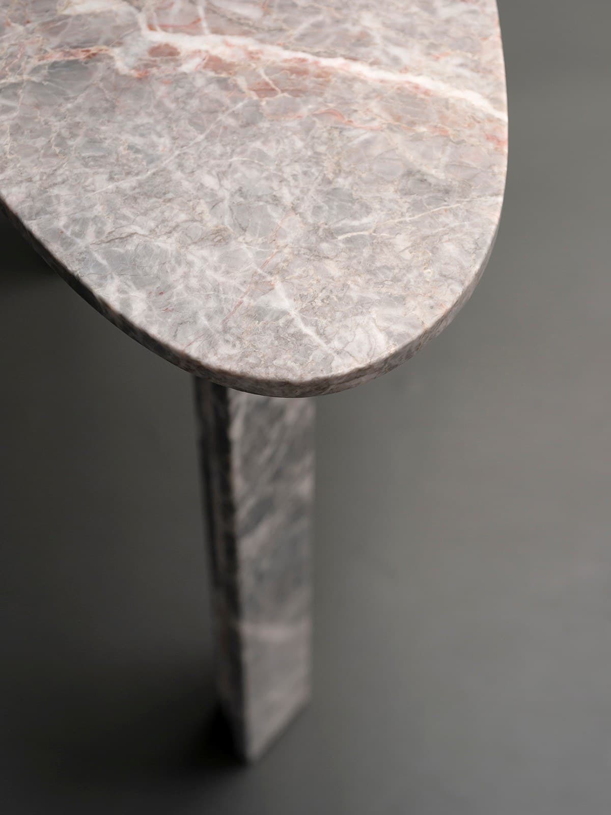 Tacchini
COLOMBO AND 1953
Marble console table