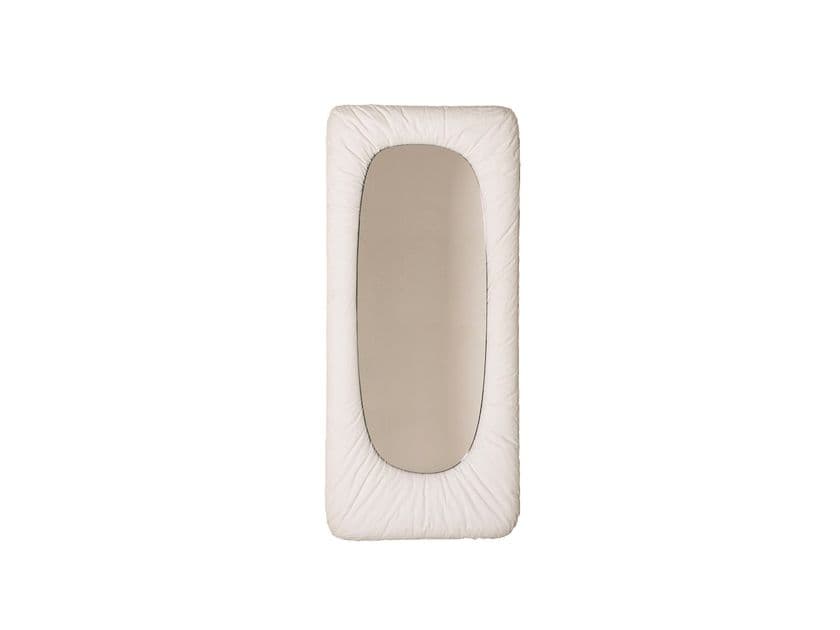 Tacchini
STELLAR
Framed fabric mirror