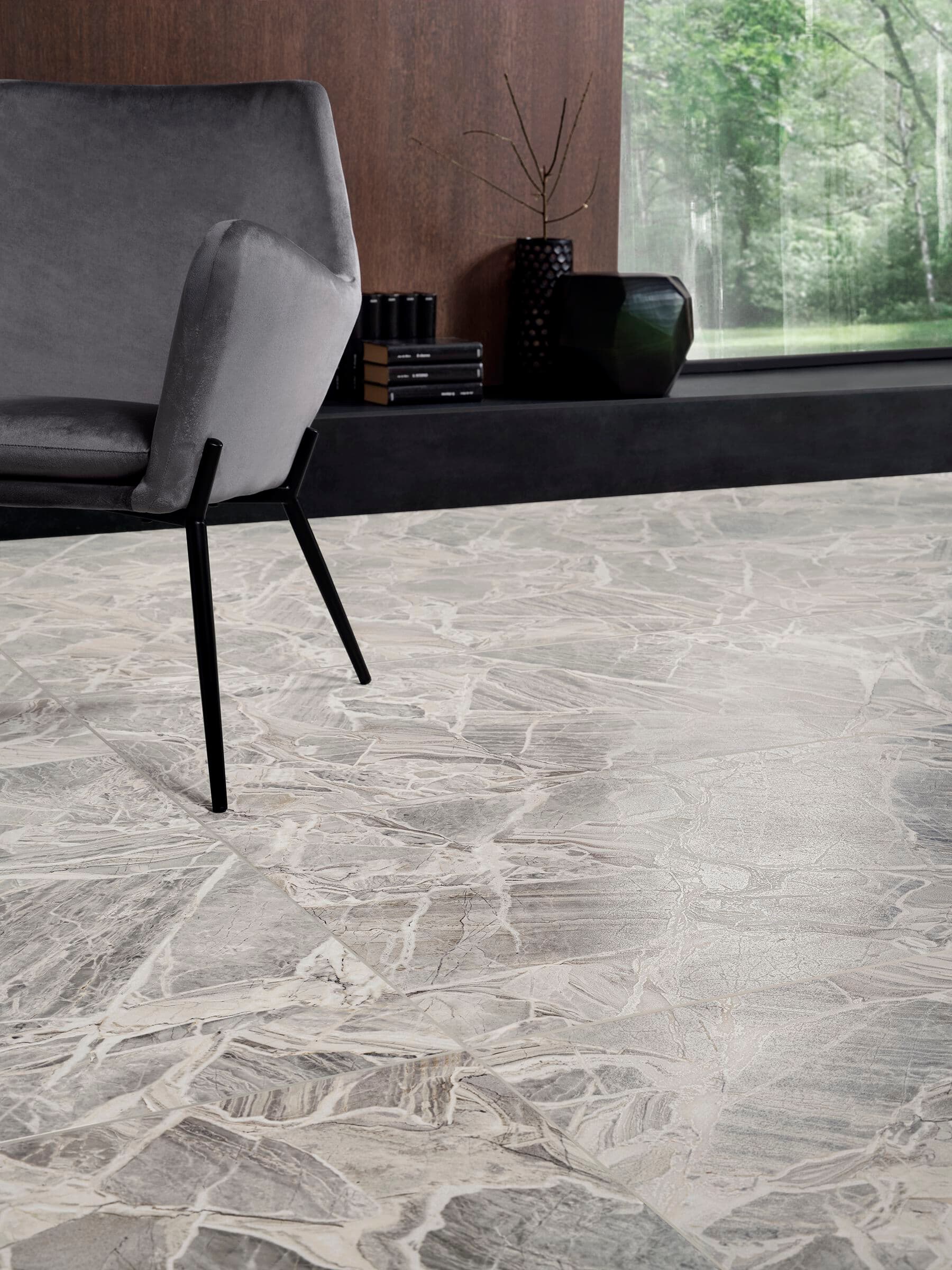 Tagina
LUCI D'ORO
Porcelain stoneware wall/floor tiles with marble effect