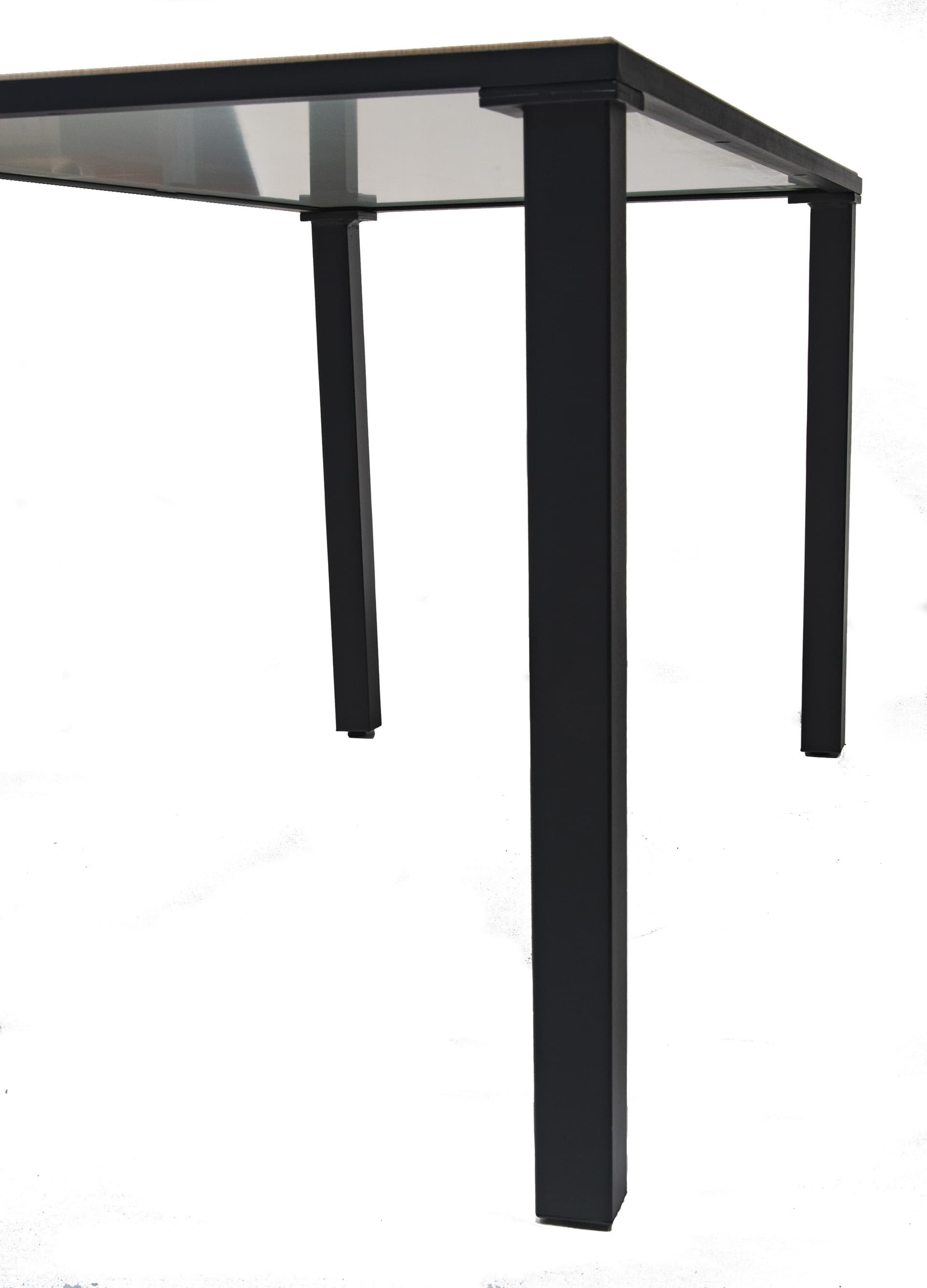 TALIN
CONNECT 545
Rectangular wooden table