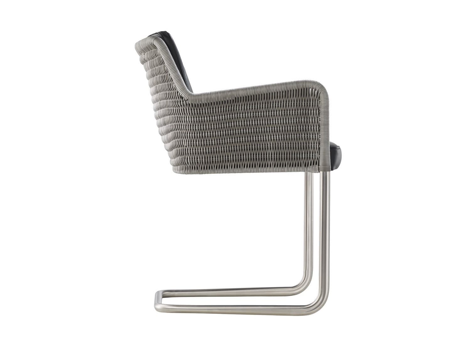 TECTA
D43
Cantilever chair with armrests
