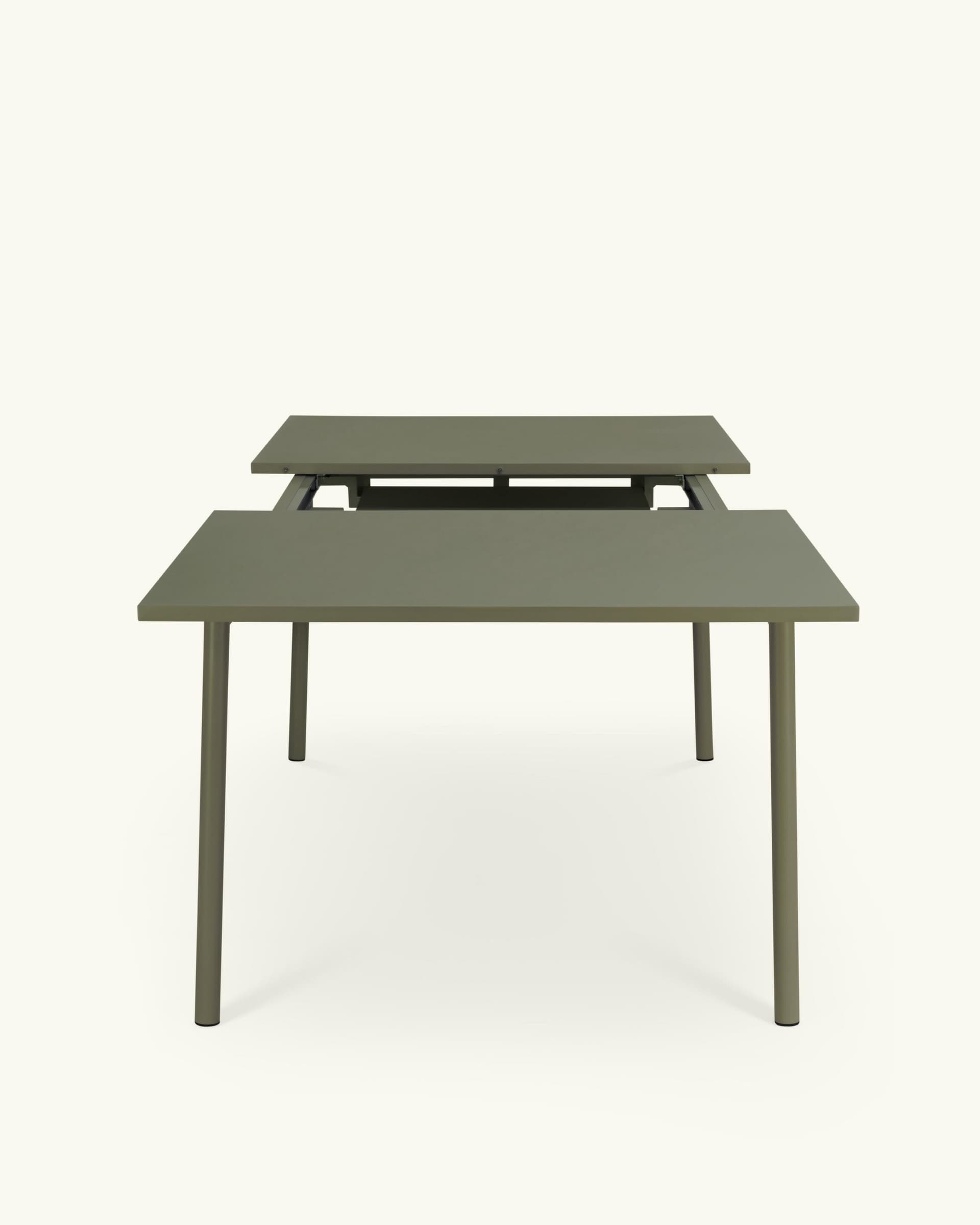TEPORIA
SARTIA
Rectangular extending aluminium table
