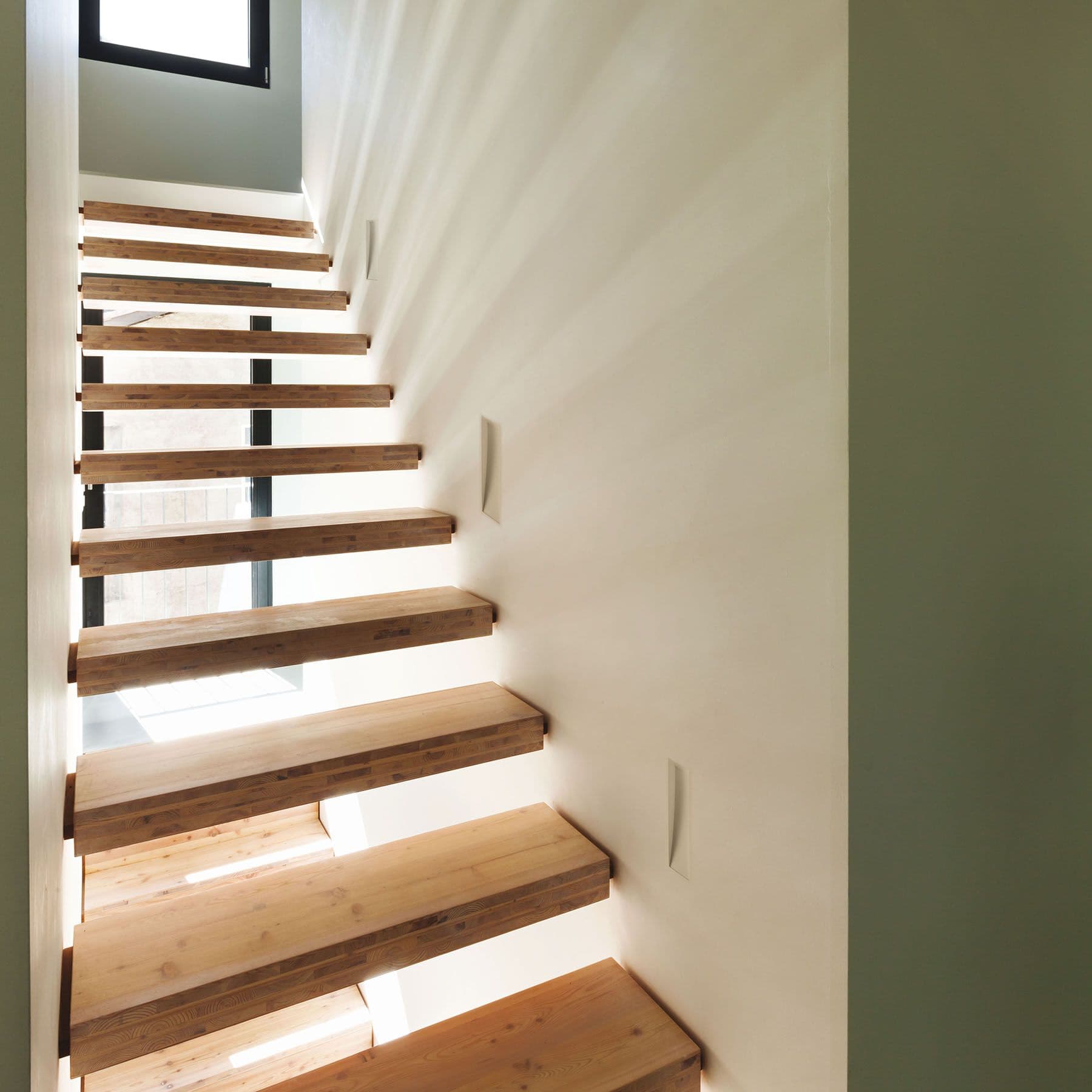Terzo Light
ASTER 3
Recessed LED rectangular plaster spotlight