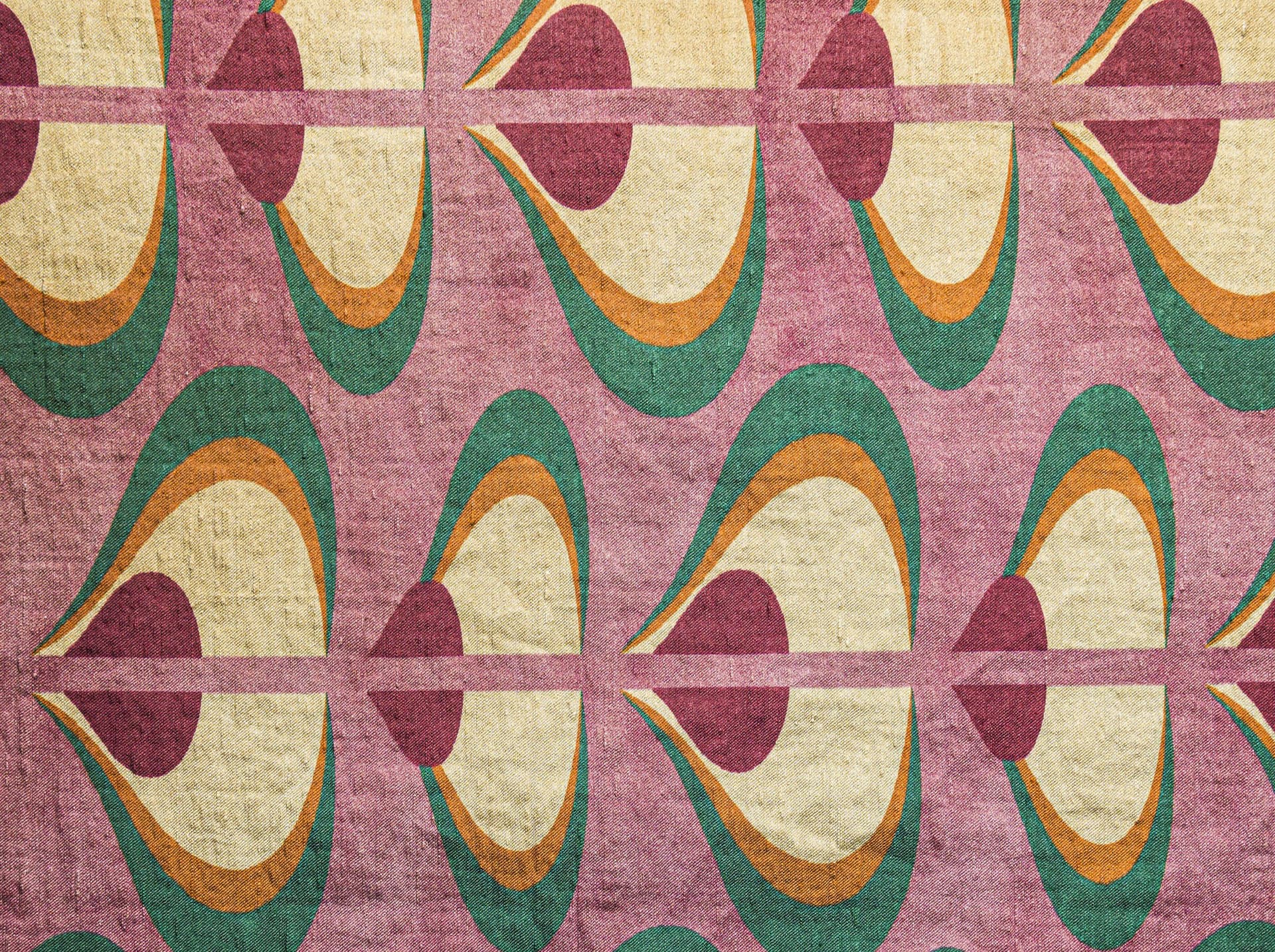 The House of Lyria
CELENO
Linen, polyamide and elastane fabric with graphic pattern