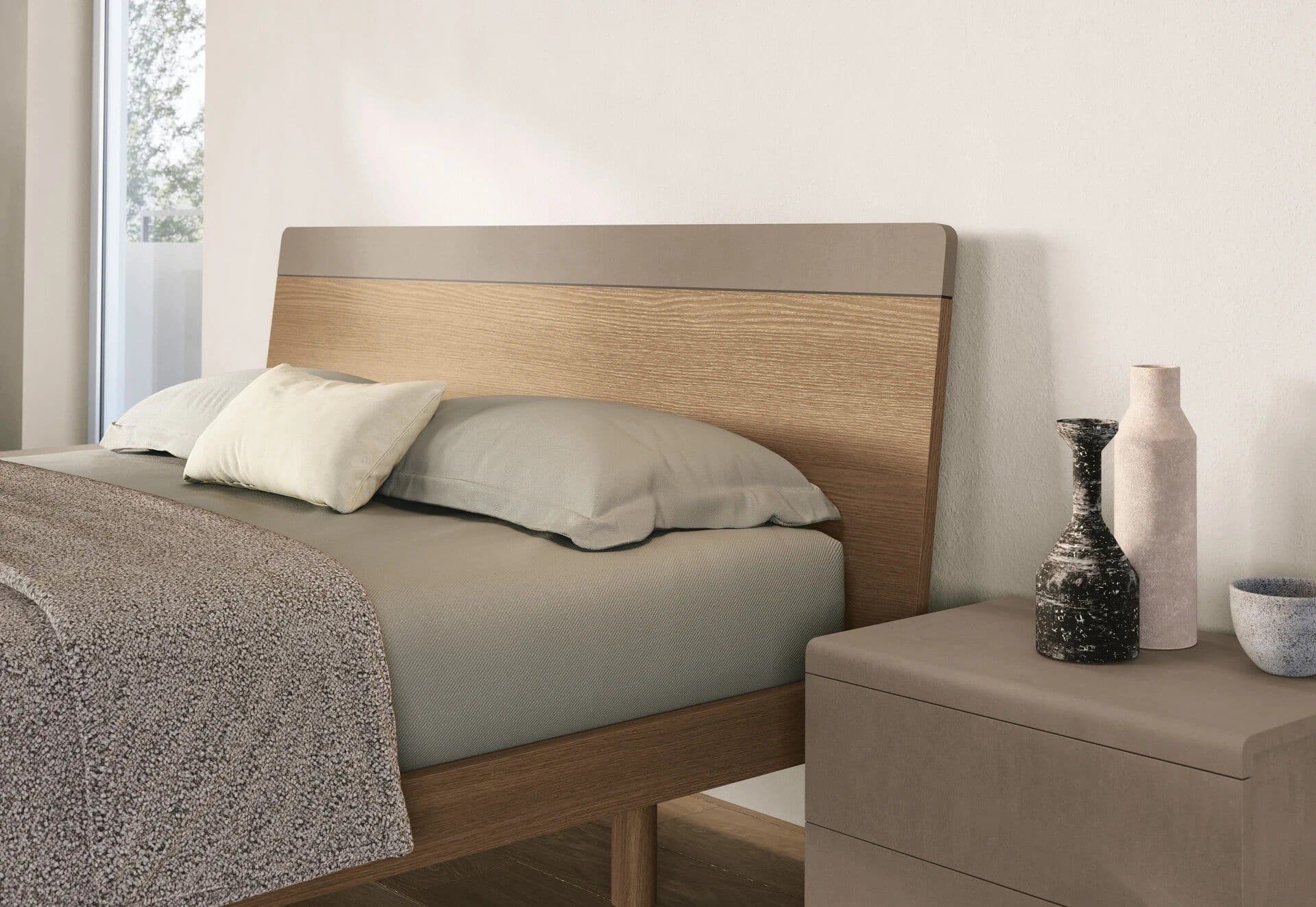 Tomasella
DYLAN
Wooden double bed