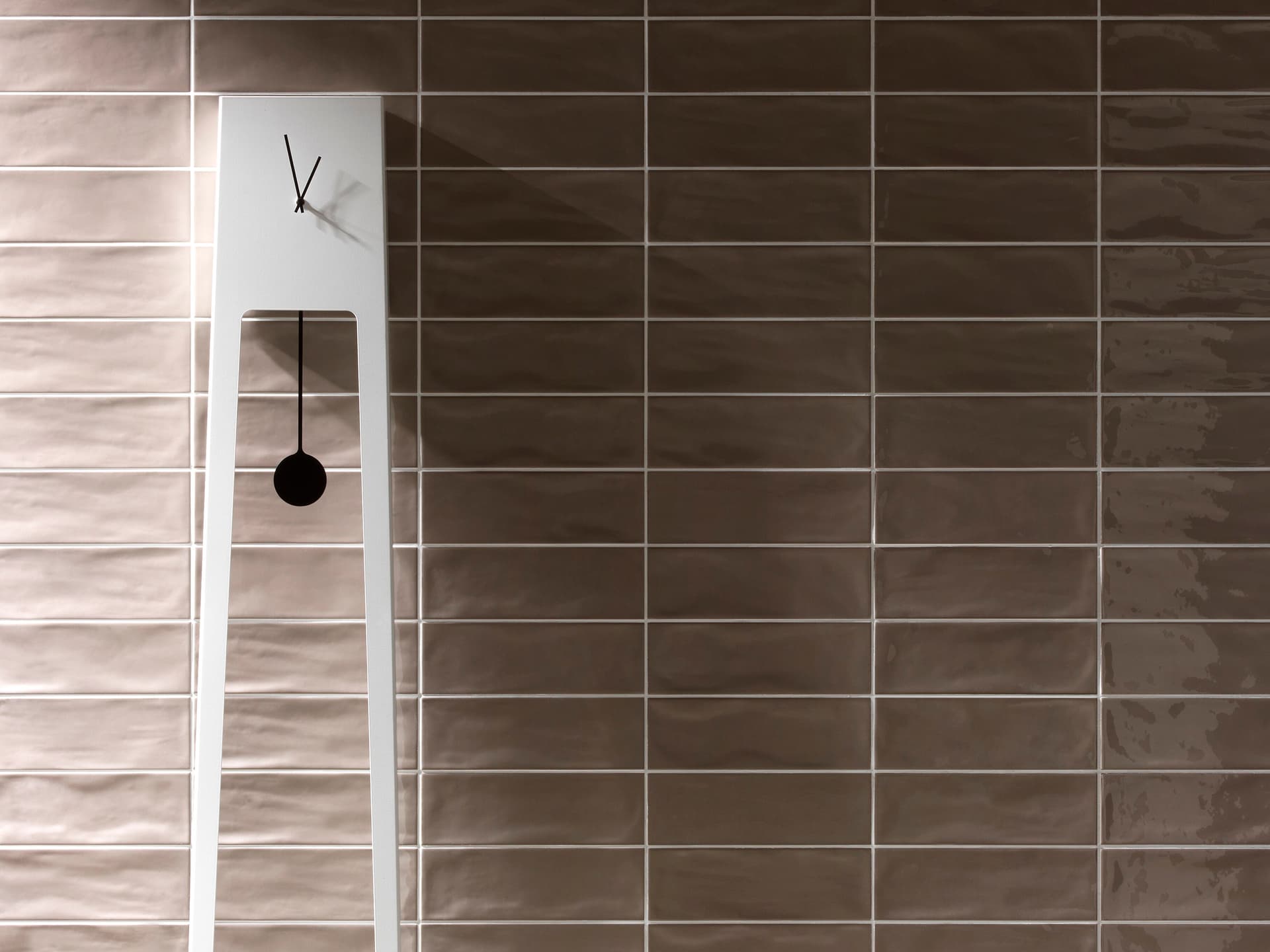 Tonalite
SILK
Glazed stoneware wall tiles