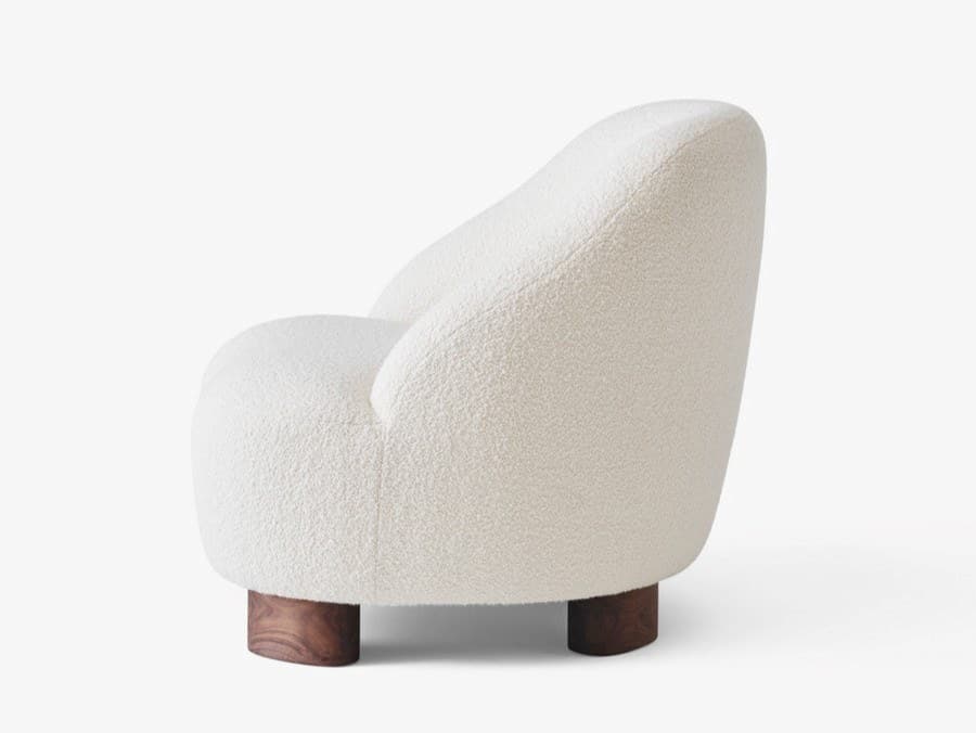 &Tradition
MARGAS LC1
Fabric easy chair with armrests