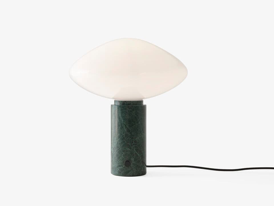 &Tradition
MIST AP17
Blown glass table lamp