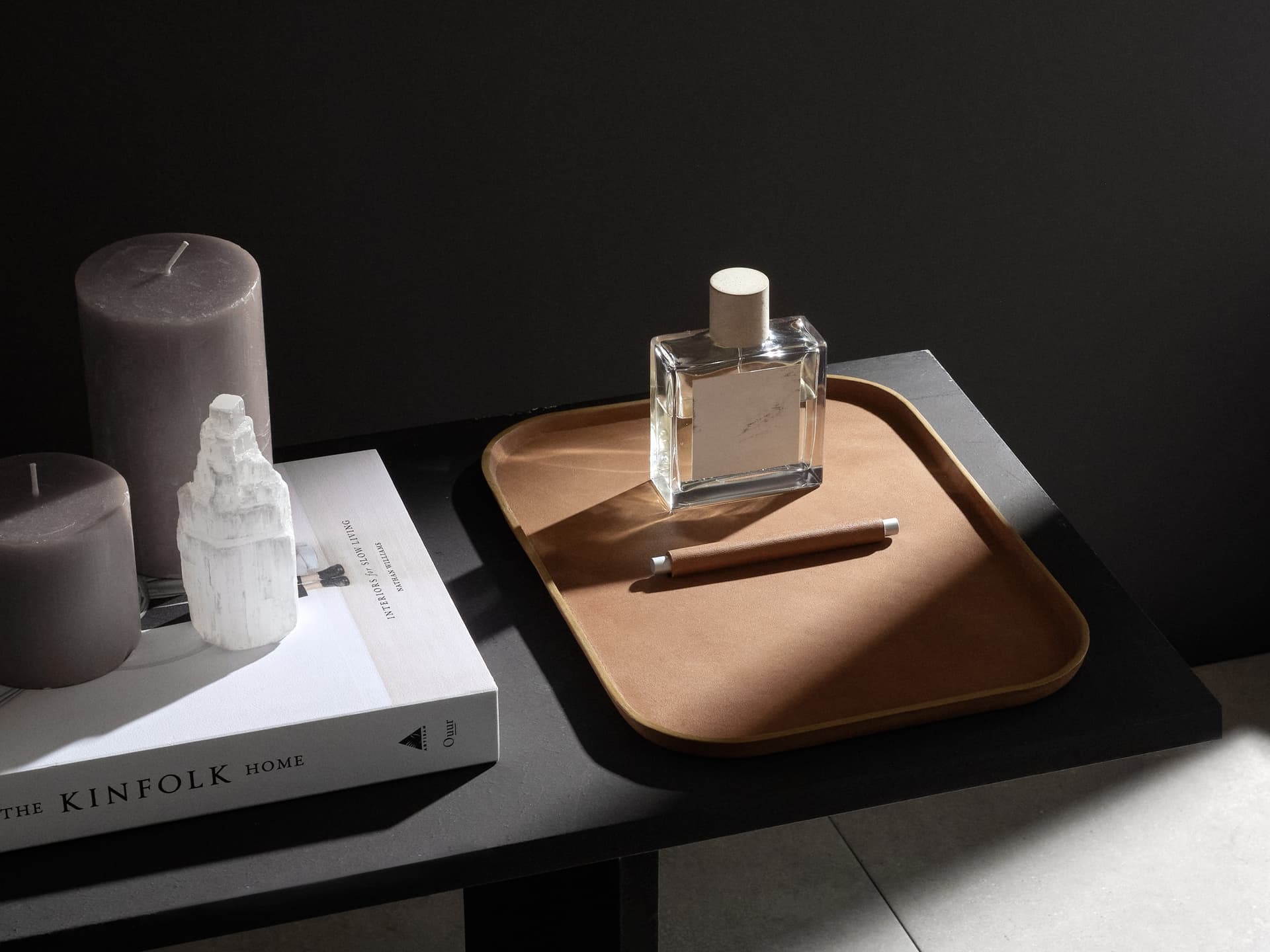 Uniqka
PLATO RECTANGLE
Leather tray