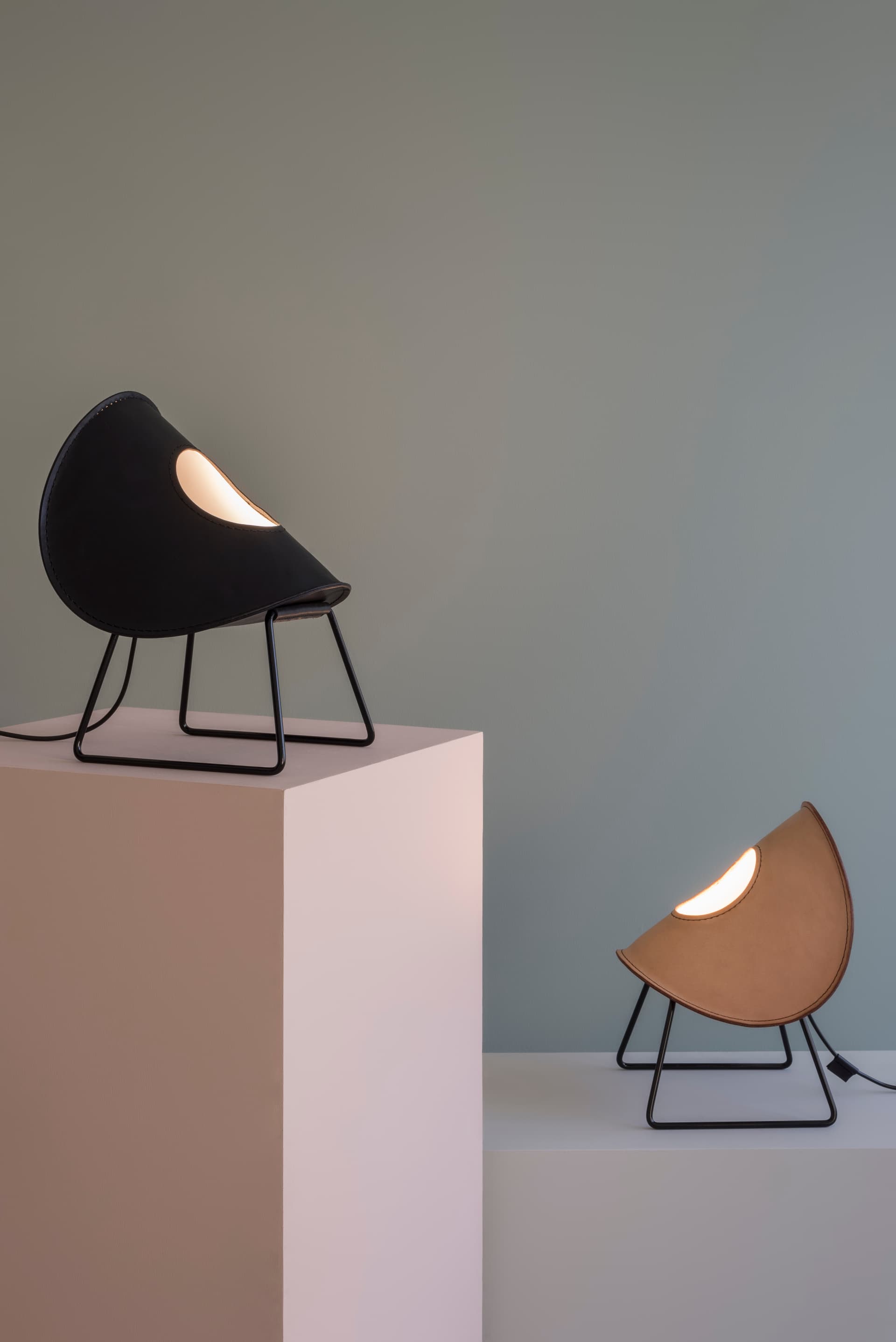 Uniqka
ZERO
Handmade leather floor lamp