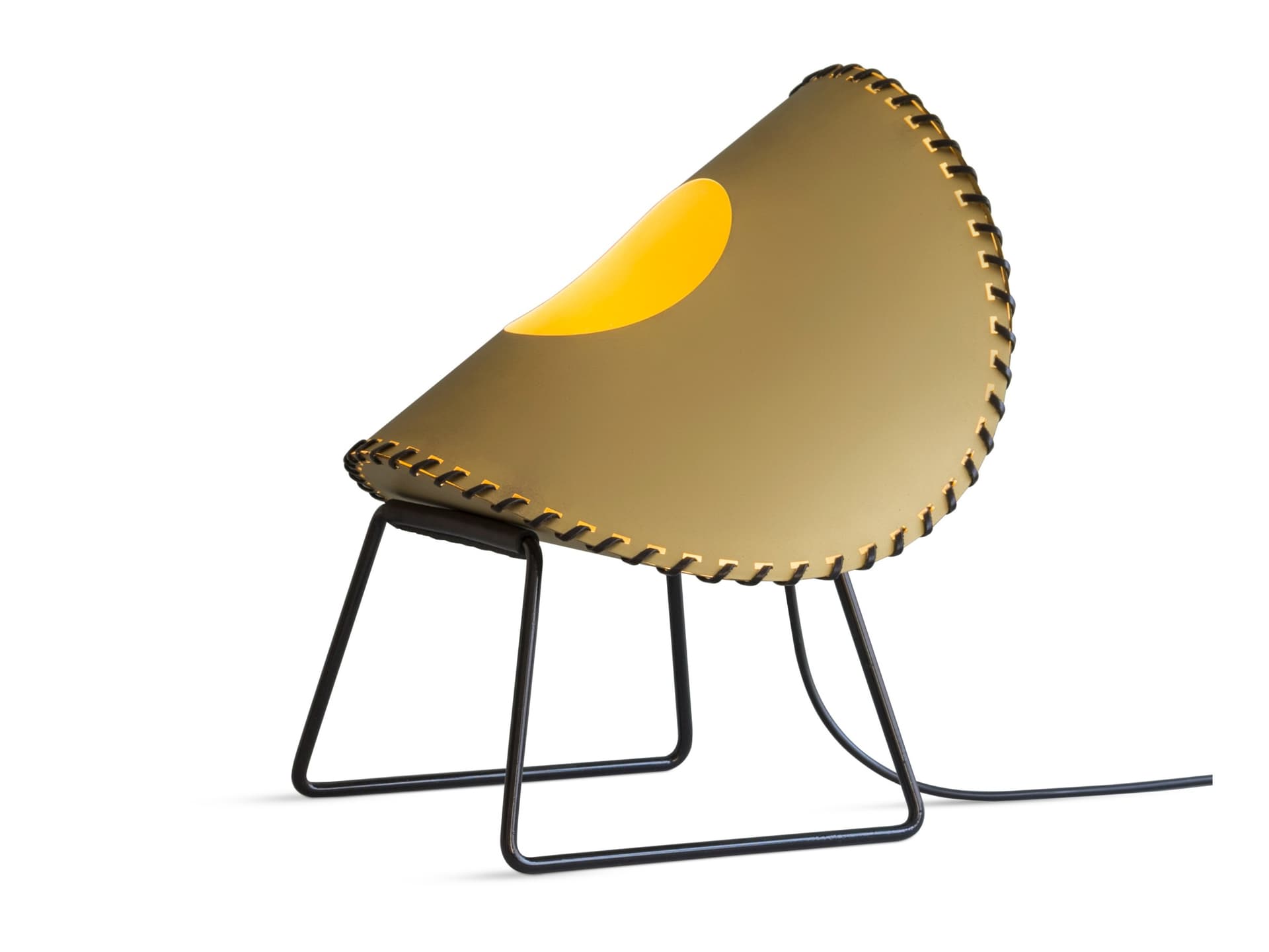 Uniqka
ZERO
Handmade metal floor lamp