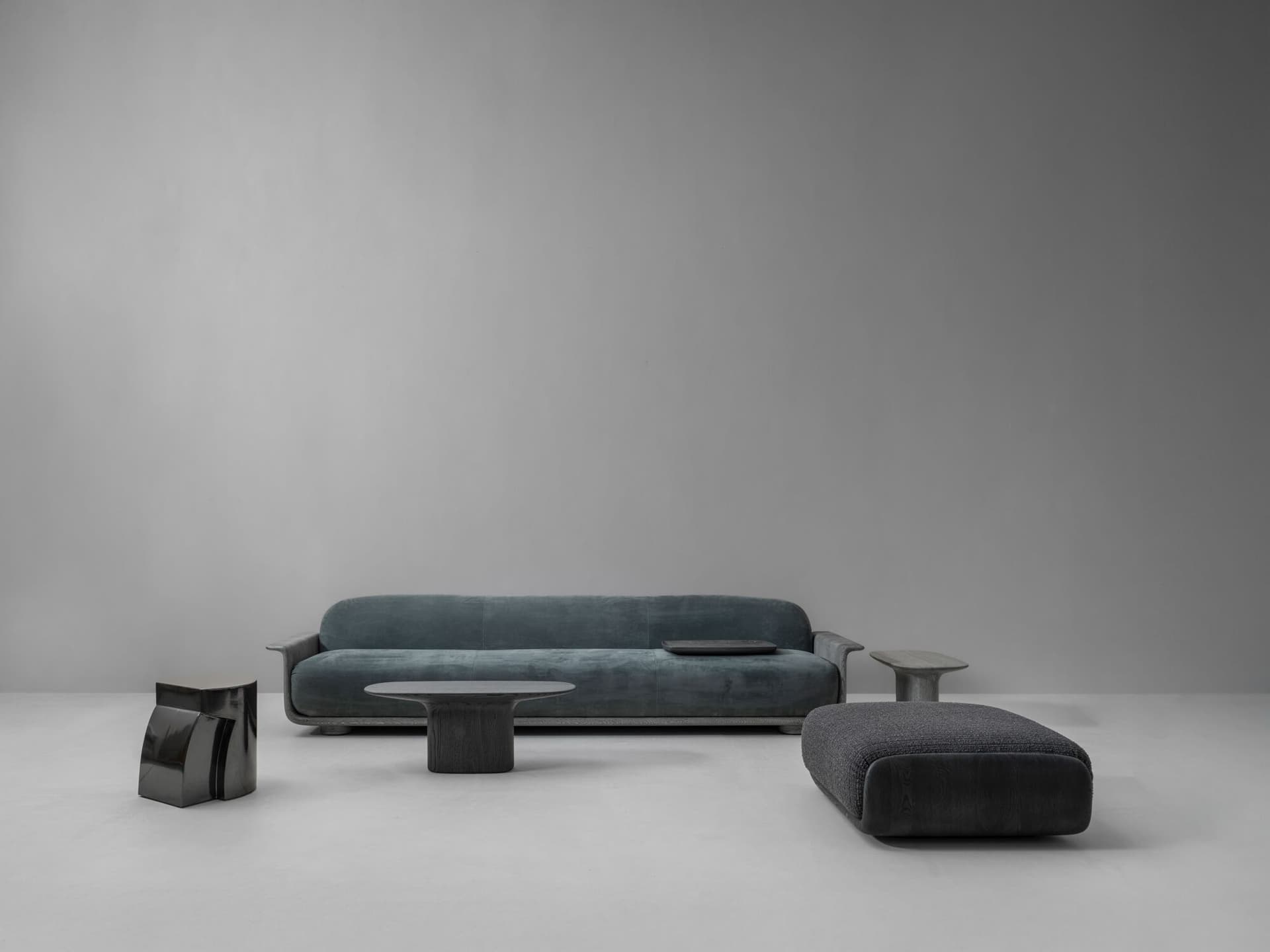 Van Rossum
TENERE
3 seater fabric sofa
