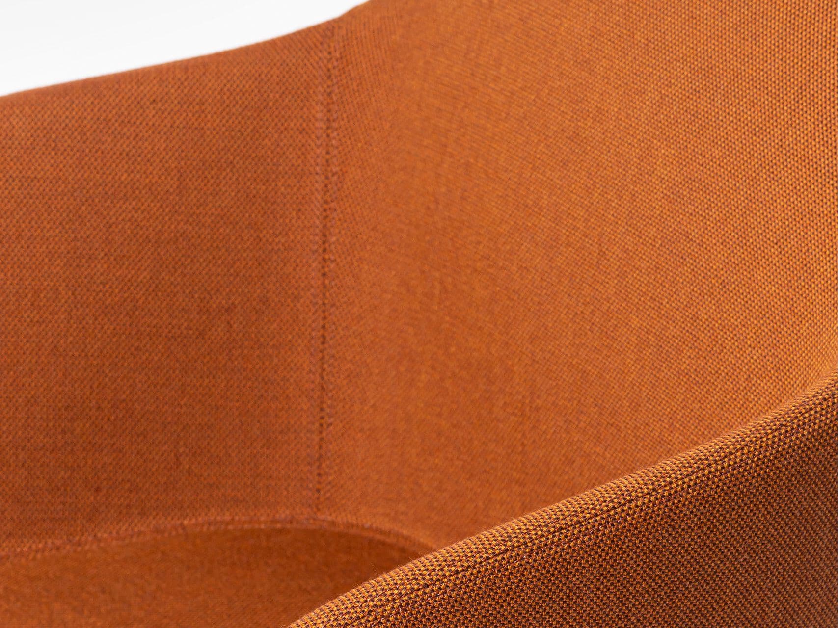 Venedia
RIALTINA
Sled base chair with armrests