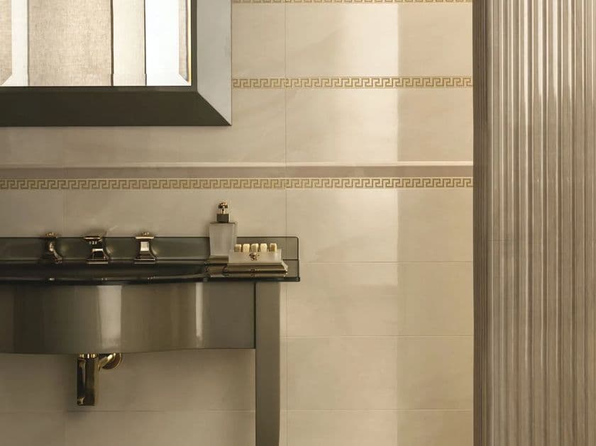 Versace Ceramics
MARBLE BEIGE
Porcelain stoneware wall/floor tiles with marble effect