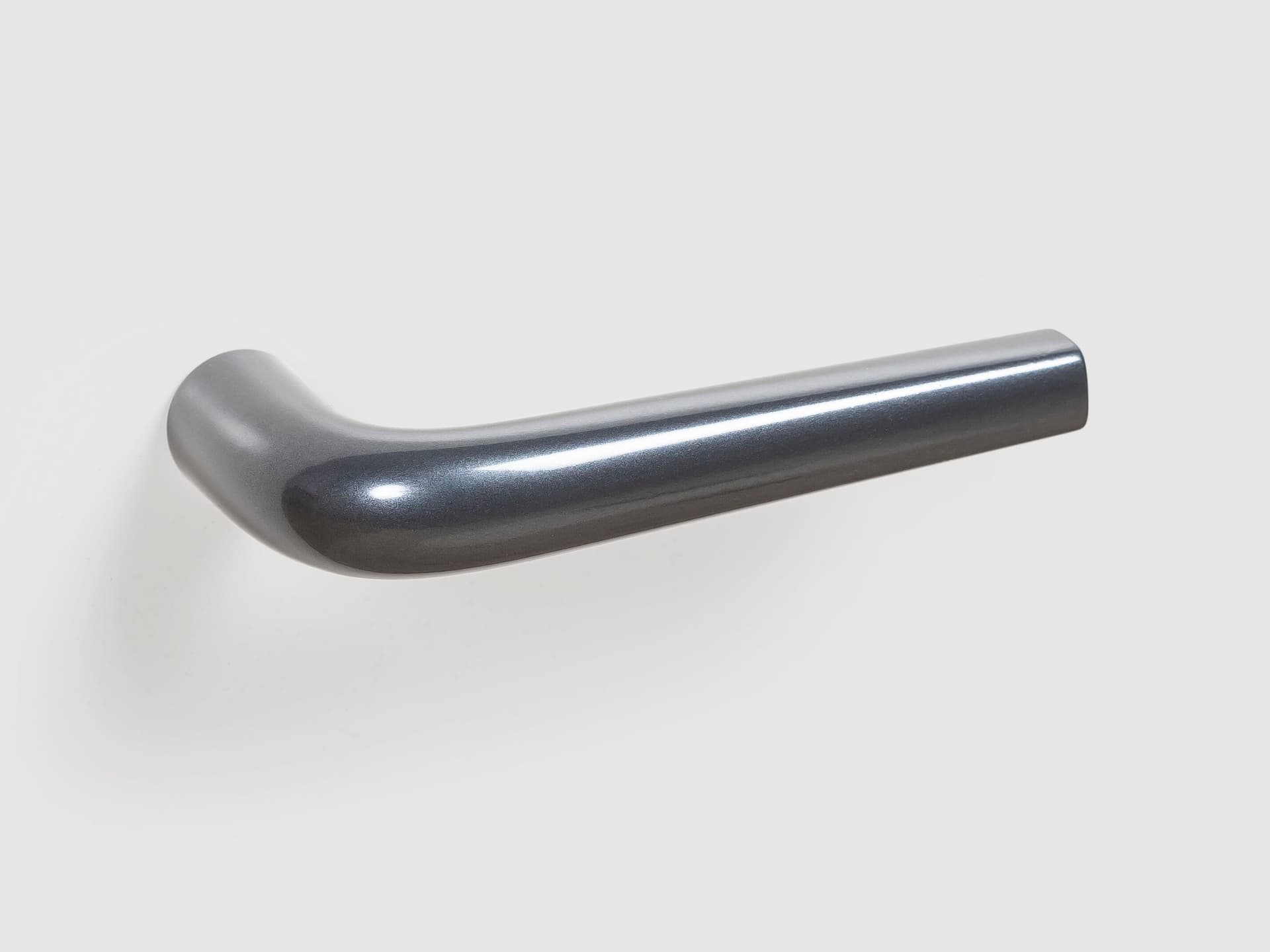 VERUM
GALA
Zamack handle without the rose