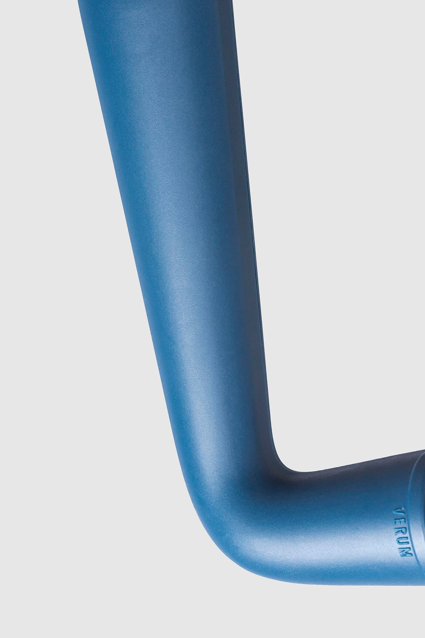 VERUM
SNAPP BLUE
Recycled plastic door handle