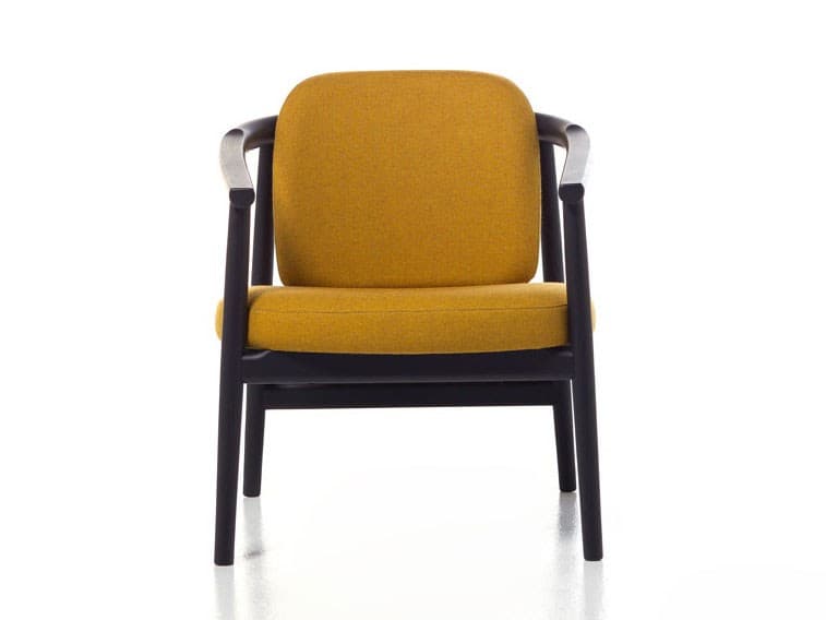 Very Wood
MAYIDA 04
Ash easy chair with armrests