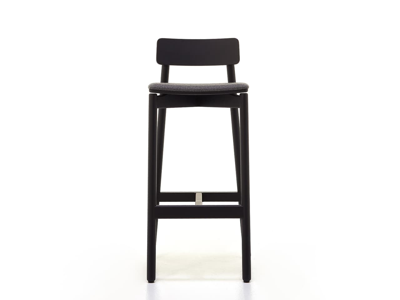 Very Wood
RIB 16
Barstool with padded seat
