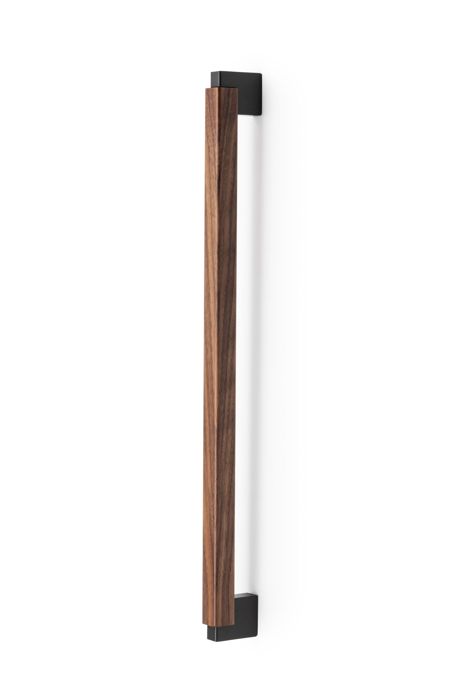 Viefe
DUO BIG
Walnut pull handle / furniture handle