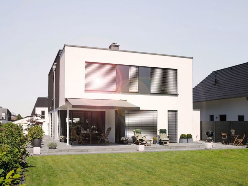 WAREMA
TOP-MOUNTED EXTERNAL VENETIAN BLINDS
Aluminium solar shading