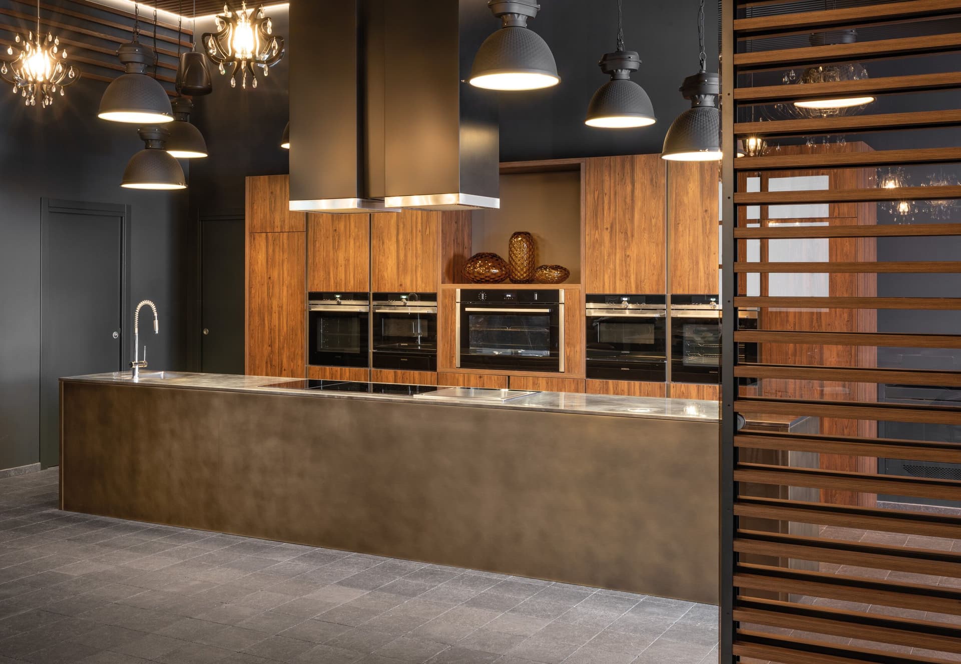 Xera by Arex
MONOLIT 90
Steel kitchen