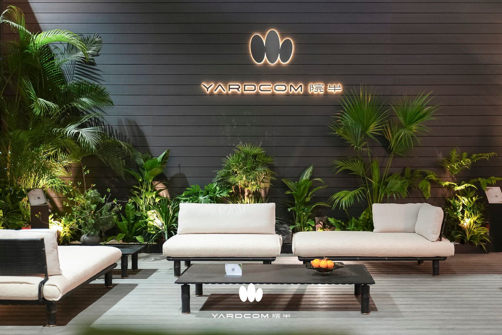 YARDCOM
BAMBOO
Fabric garden armchair