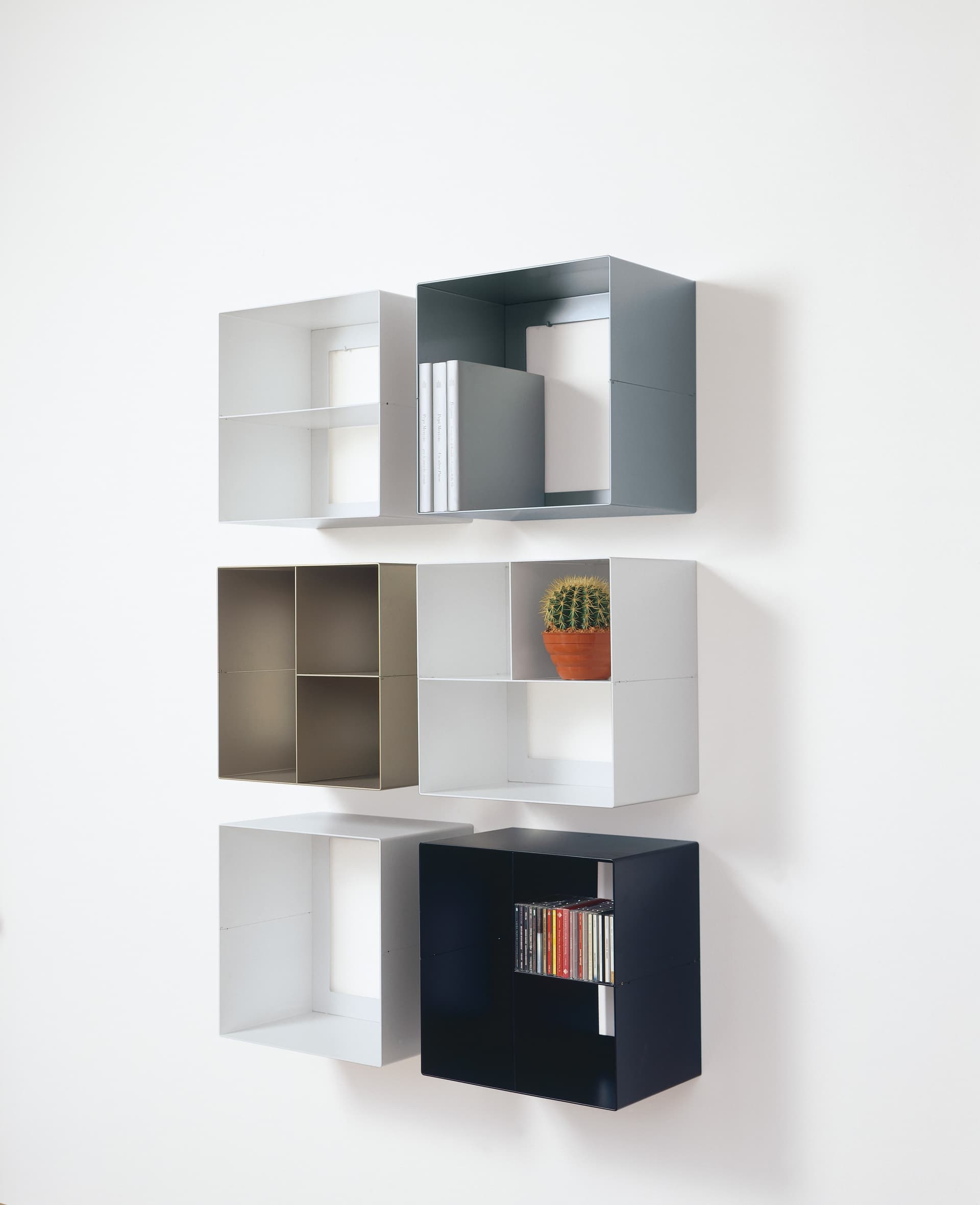 YDF
OVERTIME SHOPFITTING
Open metal wall cabinet