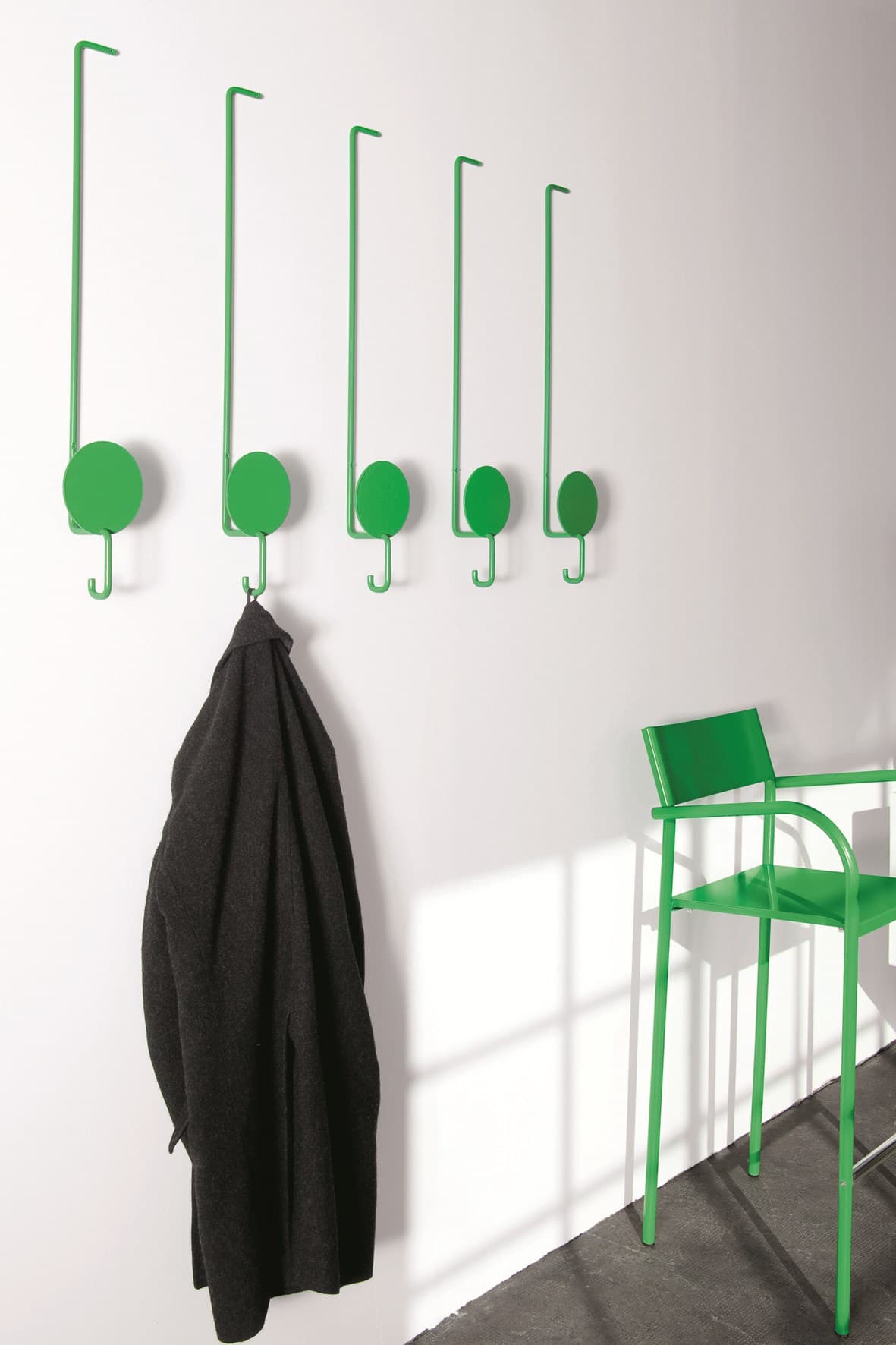 YDF
SUN
Wall-mounted metal coat rack