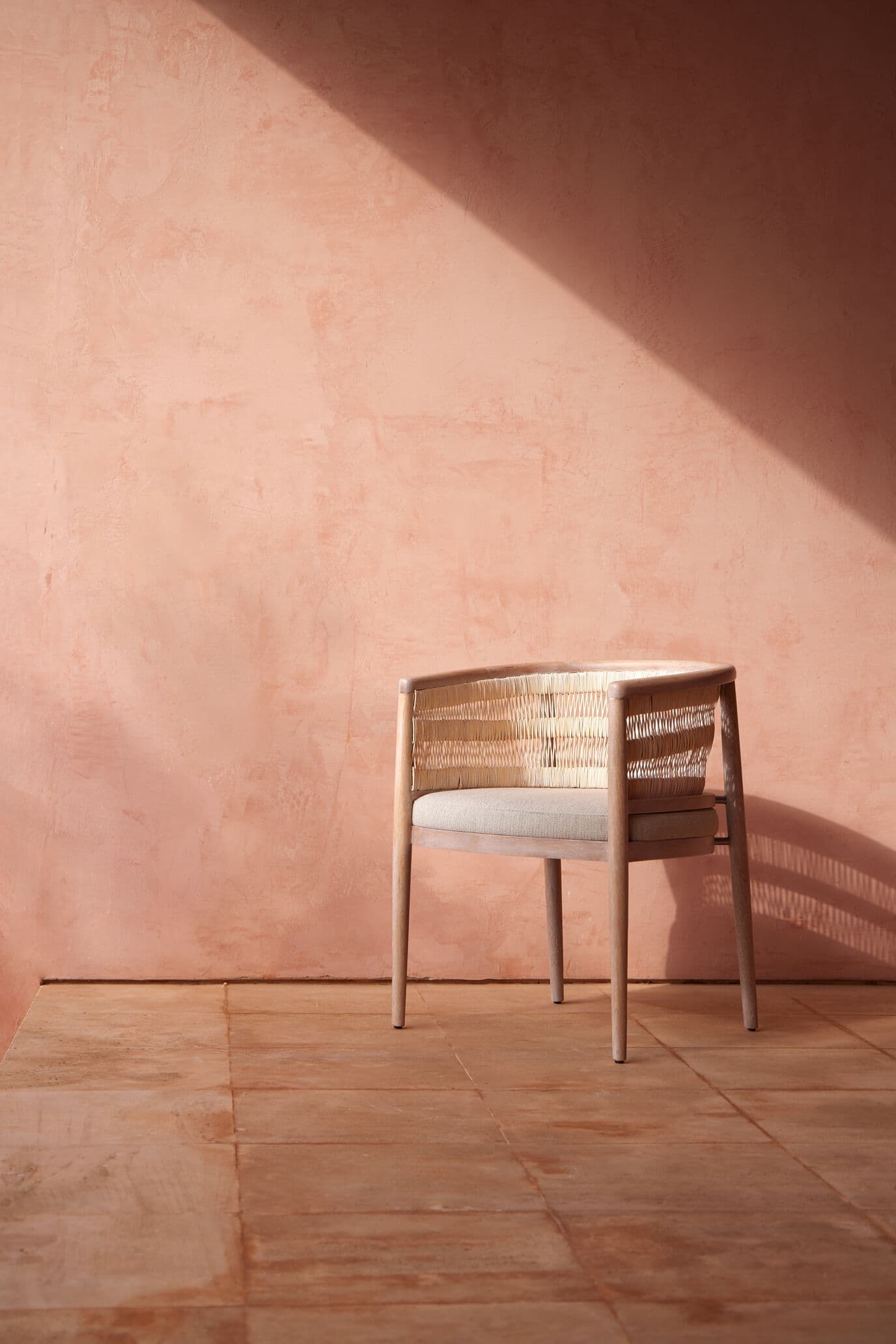 Zavotti
NUSA
Solid wood chair with armrests